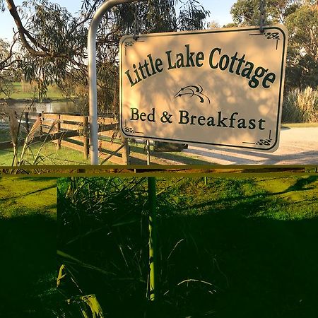 Little Lake Cottage Nyora Kültér fotó